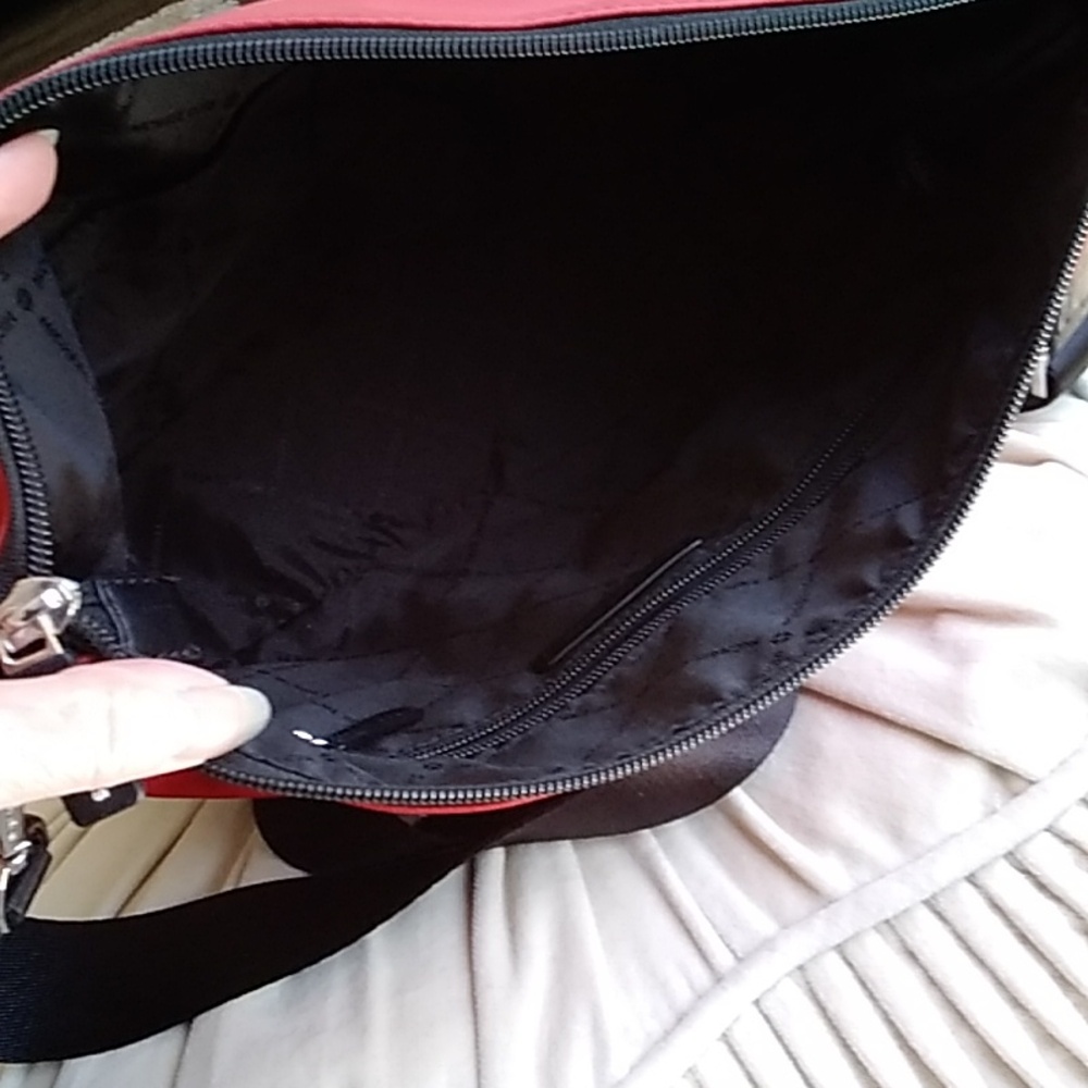 Michael Kors Red Nylon Crossbody Bag with Adjustable Strap ❤🖤 - Picture 6 of 6